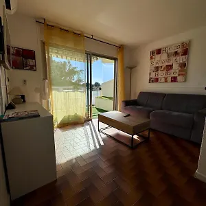  Appartement Beau Climatise Face A La